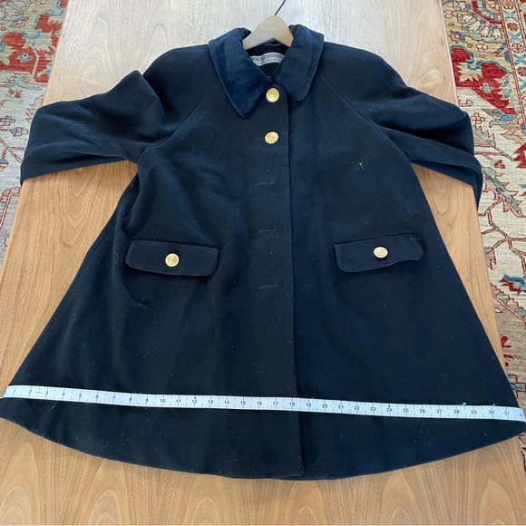 Stunning black wool coat size 12P - Picture 12 of 14